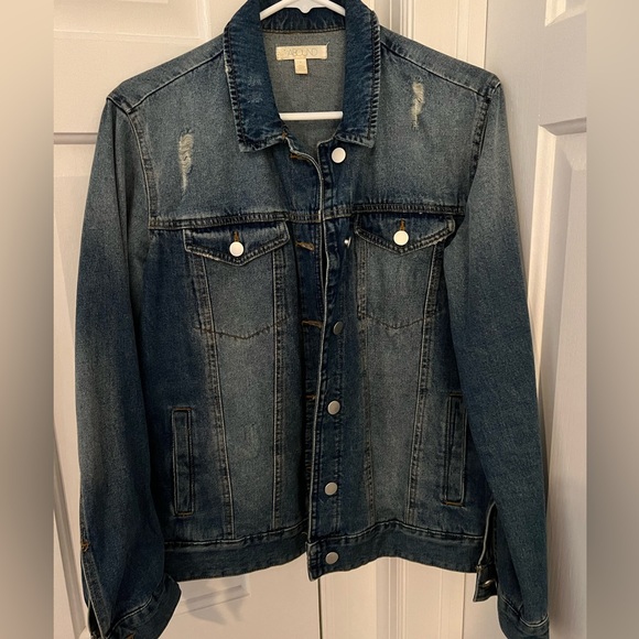 ABOUND Distressed Denim Jacket. - Picture 1 of 2